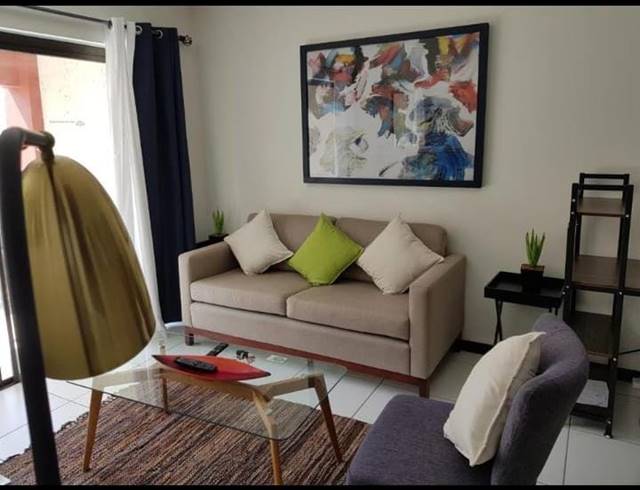 3 BEDROOM APARTMENT TO LET IN LONEHILL
